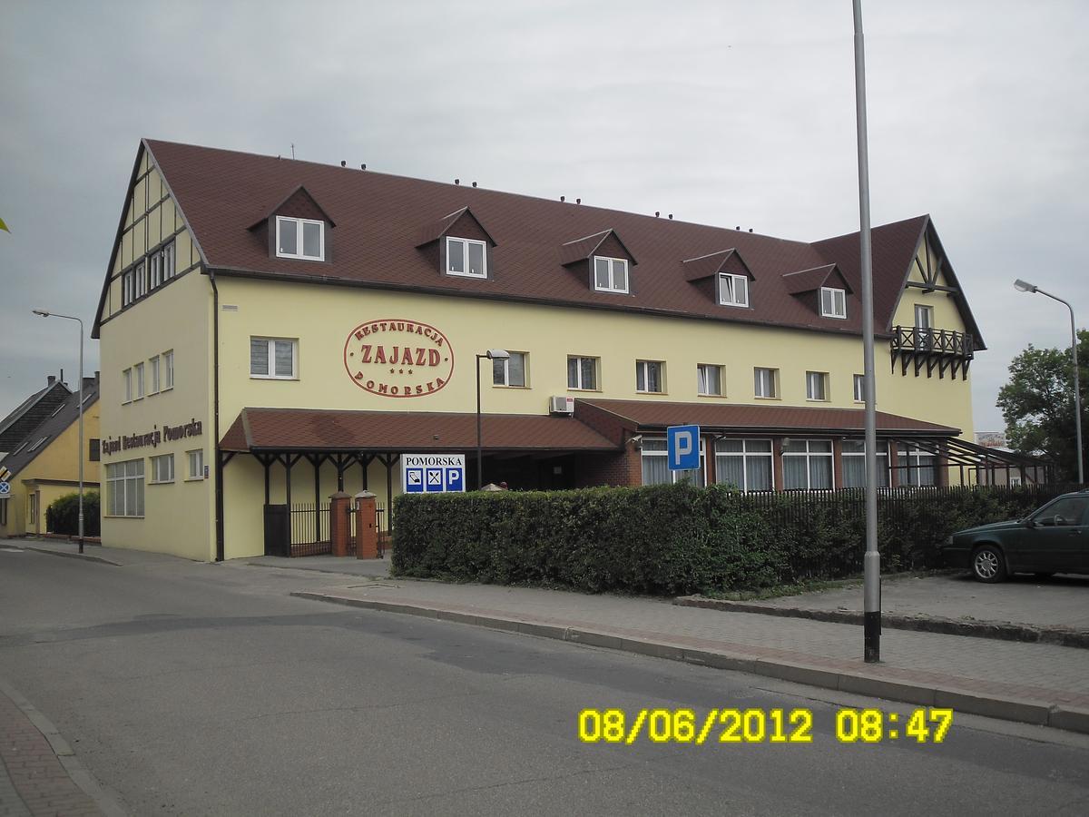 Pomorska Zajazd Restauracja ชาพลีเนก ภายนอก รูปภาพ